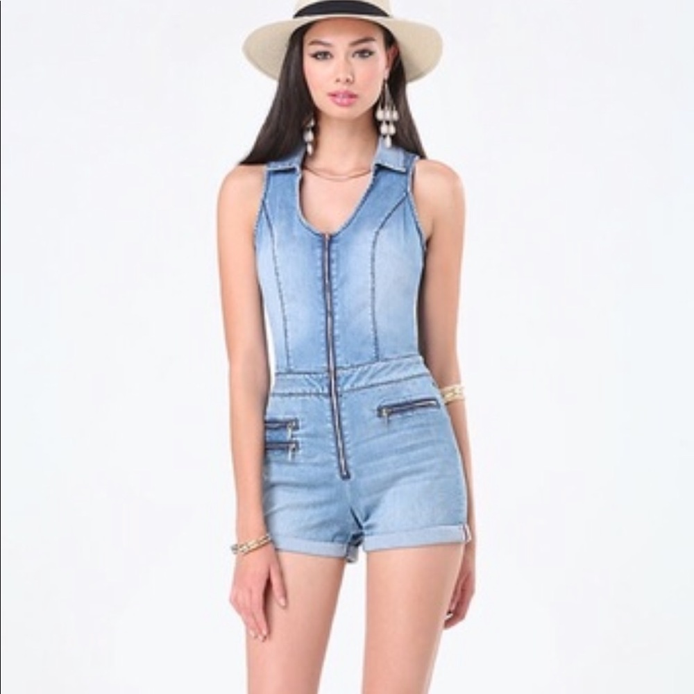 NWT Bebe Multi Zip Denim Romper